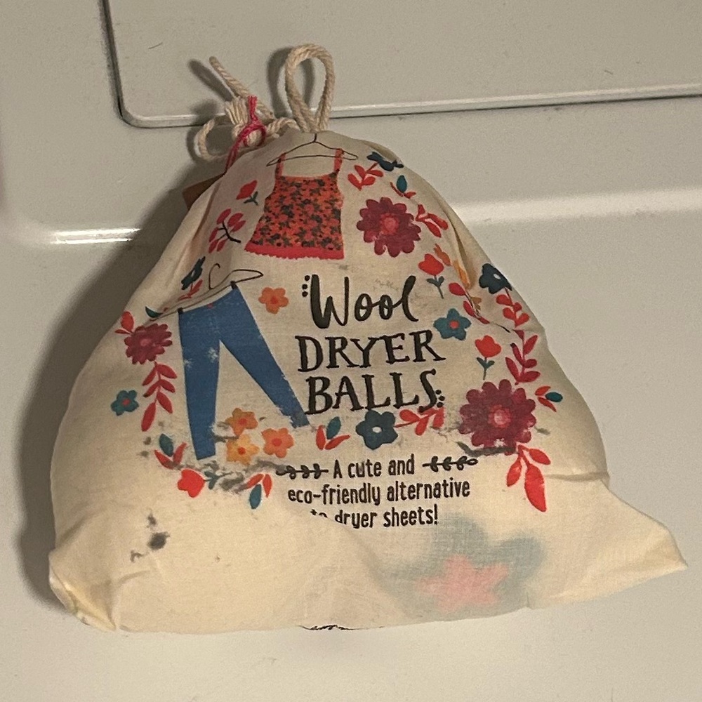 Natural Life wool dryer balls NWT